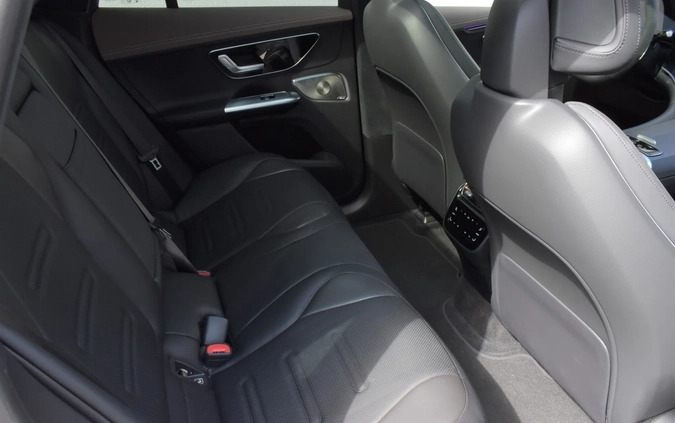 Mercedes-Benz EQE cena 469900 przebieg: 6750, rok produkcji 2023 z Ruda Śląska małe 497